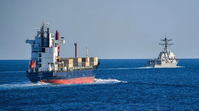 米海軍がホルムズ海峡護衛を拒否か…「攻撃リスク高い」と判断！