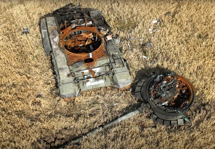 ウクライナ軍大戦果を発表…1日でロシア軍死者880人、戦車13両、装甲車17両、長距離砲37門などに損害！