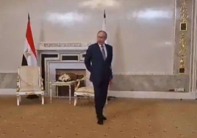 立場が変わった？会談相手が現れず待たされる「遅刻魔」プーチン大統領！