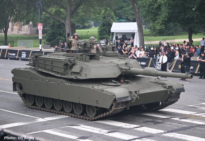 米陸軍がワシントンD.C.で行われた創設250周年パレードの画像を公開！