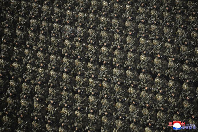 北朝鮮、最前線の部隊指揮官を大幅交代…韓国専門家「極めて異例」！