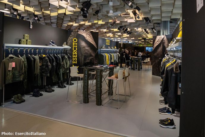 イタリア陸軍発祥のファッションブランド「EsercitoItaliano」…専門店をフィレンツェ市内にオープン！