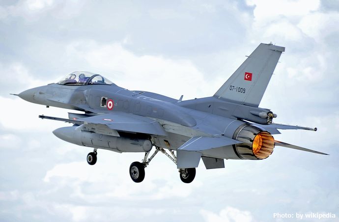 Turkish_Air_Force_F-16C_Block_50_(cropped)