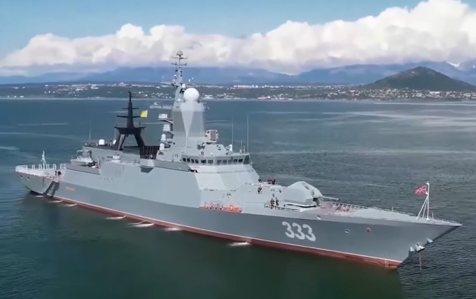 ウクライナ軍、クリミア半島造船所に巡航ミサイル攻撃…停泊艦船に損傷と発表！