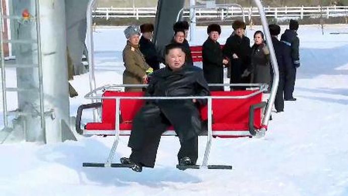 北朝鮮のスキー場に現れた海外のインフルエンサー…映像をSNSアップする謎のロシア女性！