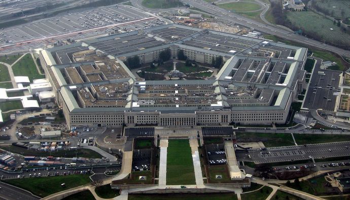 ヘグセス米国防長官の顧問が情報漏えいか…国防総省、職務停止！