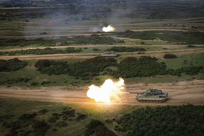 557634596_1258011766356774_200669438904052079_n