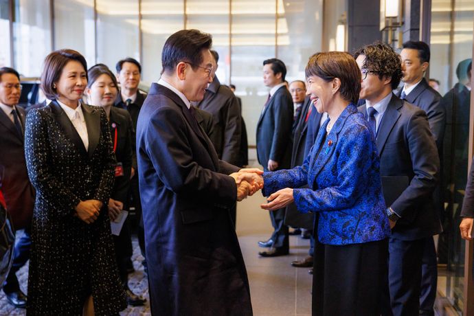 日韓首脳会談で警備の警察官に玩具の拳銃を向けた無職男(58)を逮捕！