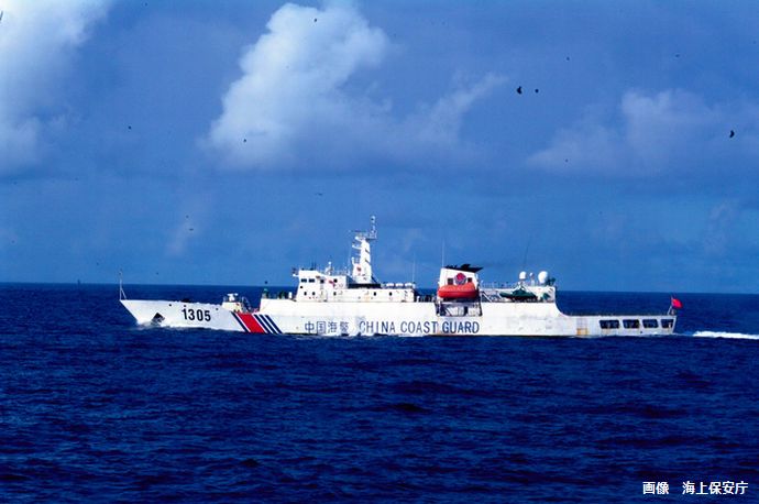 機関砲搭載の中国海警船4隻、尖閣周辺で2日連続日本の領海侵入…今年42日目！