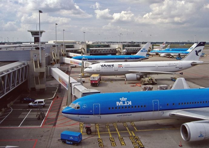 欧州各地の空港、ホルムズ海峡が再開しなければ「3週間以内にジェット燃料不足の恐れ」！