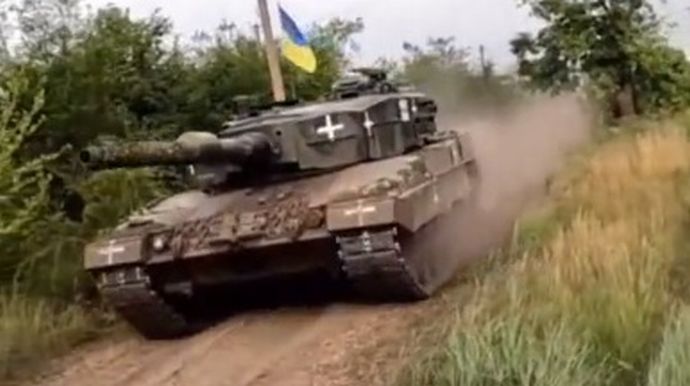 ロシア国防省、ドイツ製戦車「レオパルト2A4」や米国製歩兵戦闘車「ブラッドレー」を鹵獲したと主張！