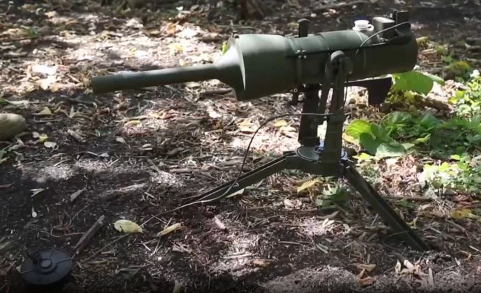 ウクライナへ供給されてるドイツ製の埋めない対戦車地雷「PARM2」…舗装道路でも使えて便利！