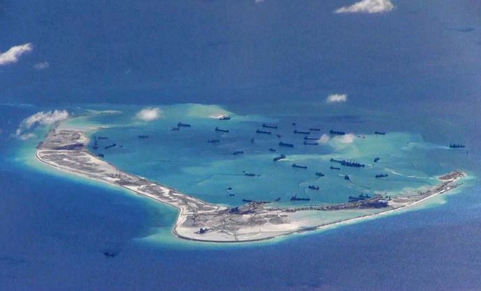 フィリピン「中国の埋め立て断固阻止」…南シナ海の軍事基地化を懸念！