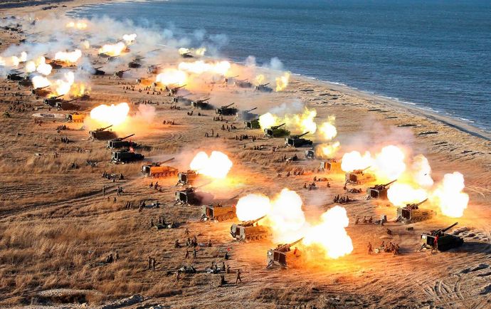 ロシアが北朝鮮から数百万発の砲弾やロケット弾を購入…深刻な兵器不足か！