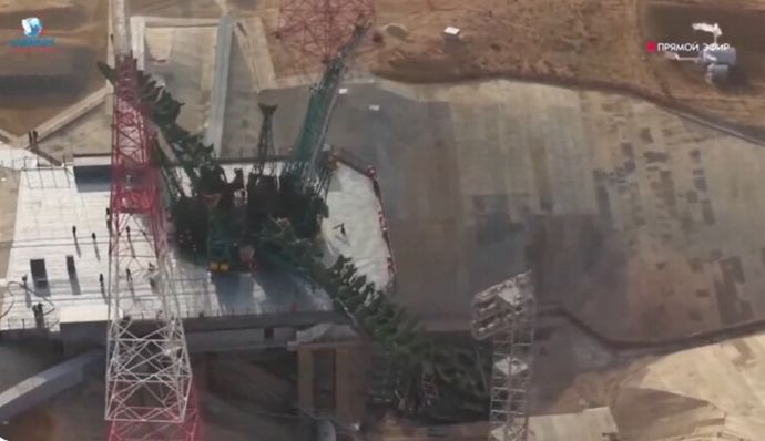 ロシアのバイコヌール宇宙基地で事故、発射台がロケット打ち上げ中に損傷！