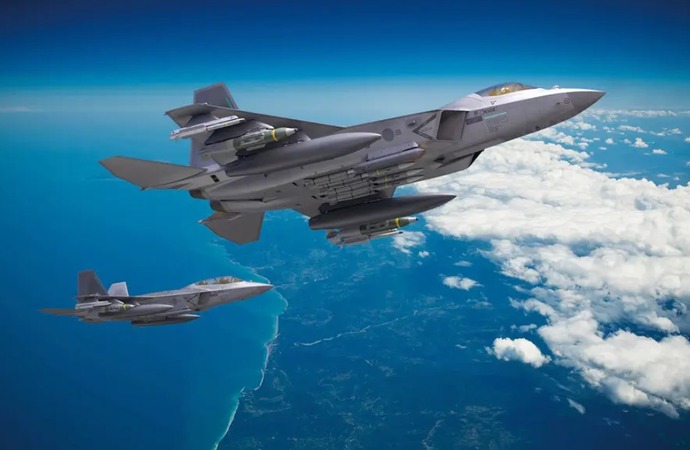 韓国次期主力戦闘機「KF-21」の初期生産を40機に戻す…「ミサイルとAESAレーダーとの連携試験」が完了していないのに！