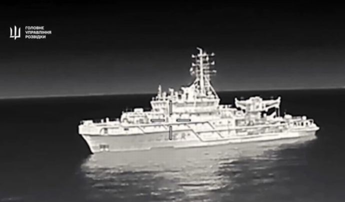 ウクライナ特殊部隊の無人機がロシア黒海艦隊の艦艇を無力化…2015年就役のMPSV07救難船！