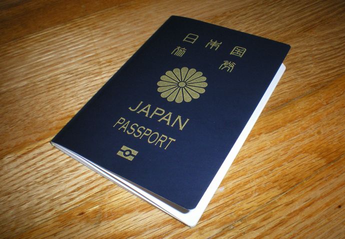 外国人の日本国籍取得、来年中に厳格化へ…居住期間10年以上に引き上げ検討！