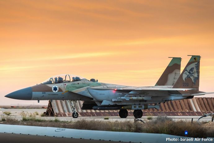 イスラエル軍、戦費の増大で空爆を中止…弾薬が不足！