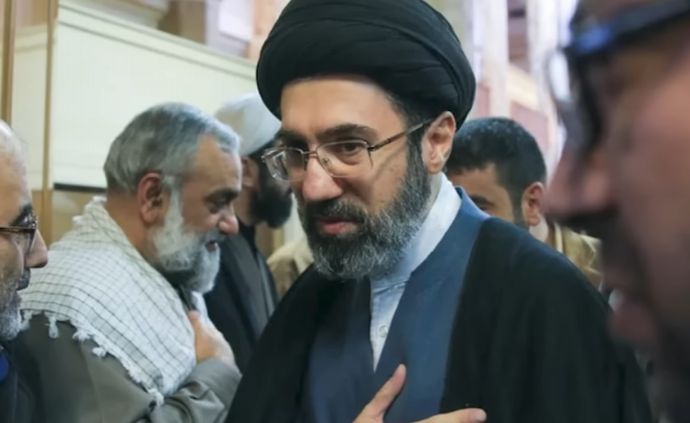 イラン最高指導者モジタバ師、ロシア搬送説も浮上…「緊急手術後、プーチン大統領官邸に入院」！