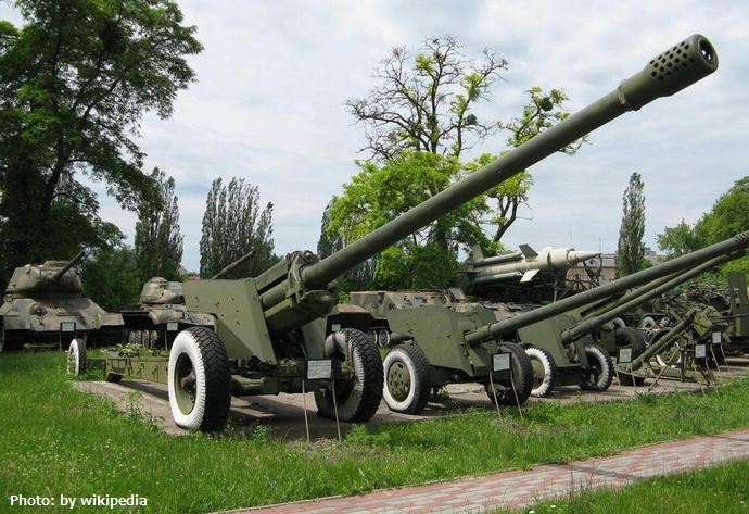 ロシア軍、70年前のM-46カノン砲を在庫から大量に引っ張り出す…砲弾は北朝鮮製！