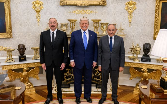 アゼルバイジャンとアルメニア、米仲介で和平合意に署名…ロシアは面目失う！