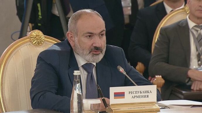 「ロシアの同盟国ではない」アルメニアのパシニャン首相がロシアと距離を置く姿勢！