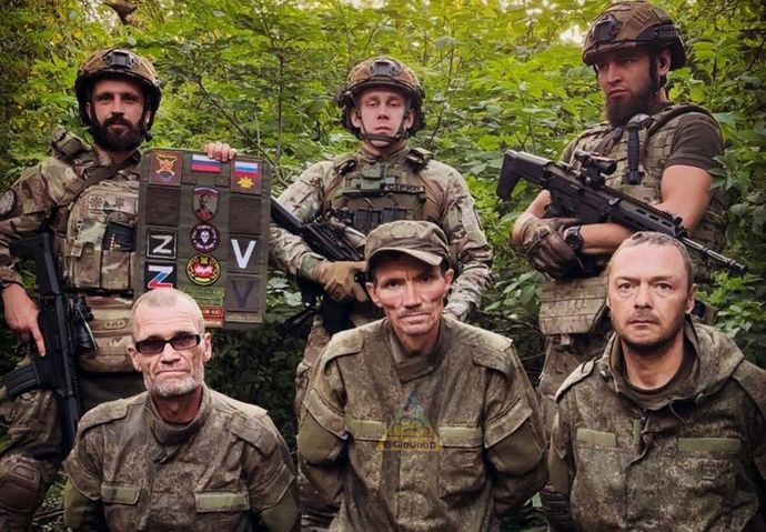 武装反乱騒動で前線のロシア正規軍兵士の士気とか保てるん？！