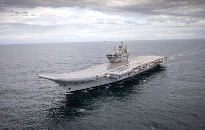 インド待望の国産空母「ヴィクラント」が海軍へ引き渡し…8月15日に就役予定！