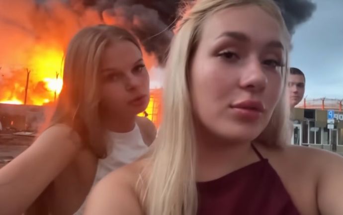 ウクライナのドローン攻撃で炎上したソチ石油施設を背景に歌う動画投稿の若者3人、ロシア治安当局が拘束！