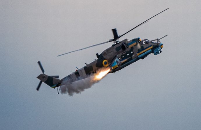 ウクライナ英雄が戦死、Mi-24攻撃ヘリがロシア軍無人機搭載の空対空ミサイル攻撃で撃墜！