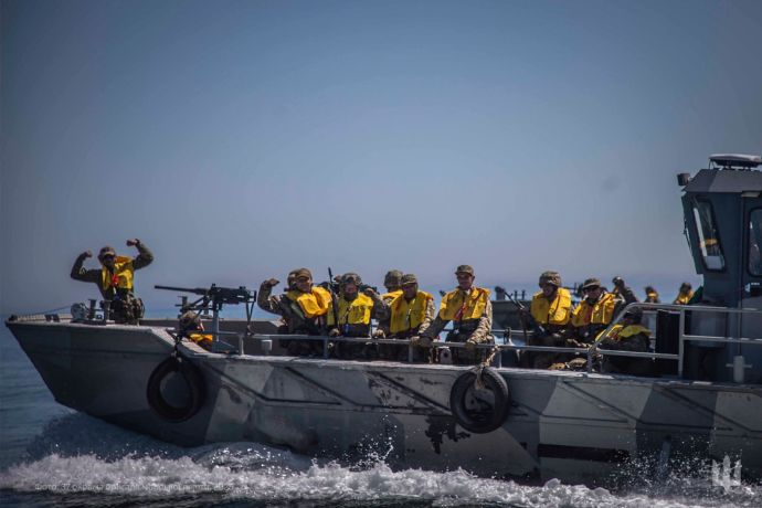 ウクライナ第37独立海兵旅団が集中的な射撃訓練の様子を公開！