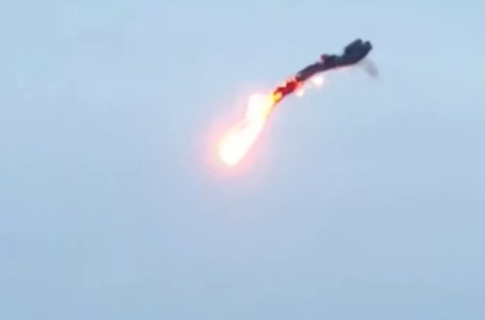 ウクライナ空軍、キエウ上空で自軍のバイラクタルTB2無人機を撃墜…制御不能で！