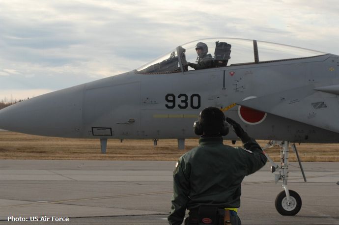元航空自衛隊パイロットが明かすトップガンの苦労「出勤時には必ず笑顔で家を出る」！