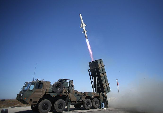 800px-Type_12_(AShM)_firing,_Japan_GSDF