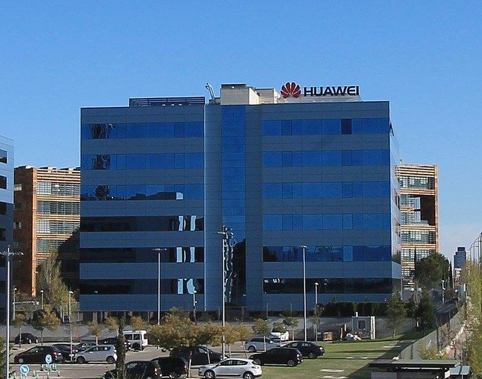米政府、軍事基地やミサイルサイロの近くに設置されたHuawei製機器を調査…中国に送信可能か把握へ！