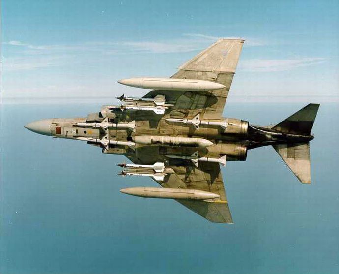 PHANTOM_-_F4