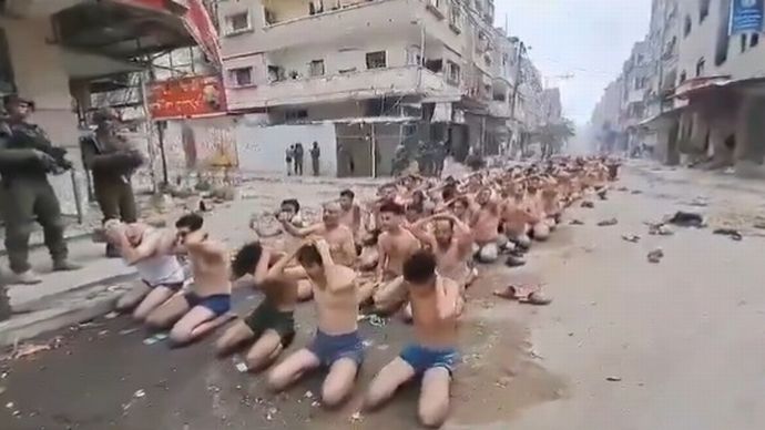 服を切り裂き3人を裸にし尿かけ、たばこの火を押しつける…イスラエル兵5人を免職！