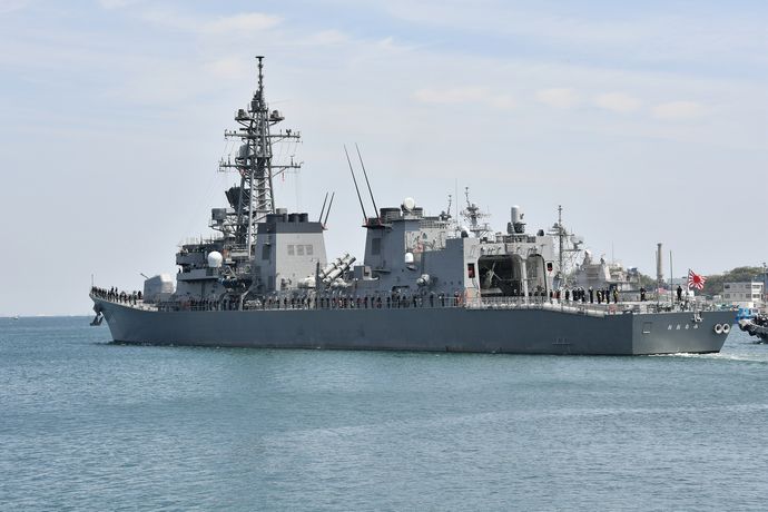 海自護衛艦「おおなみ」、日本から遥か遠いソマリア沖・アデン湾で海賊対処行動に従事！