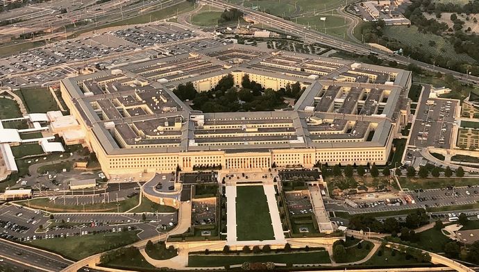 米国防総省、新興企業アンソロピックの契約打ち切り検討…AI安全策巡り！