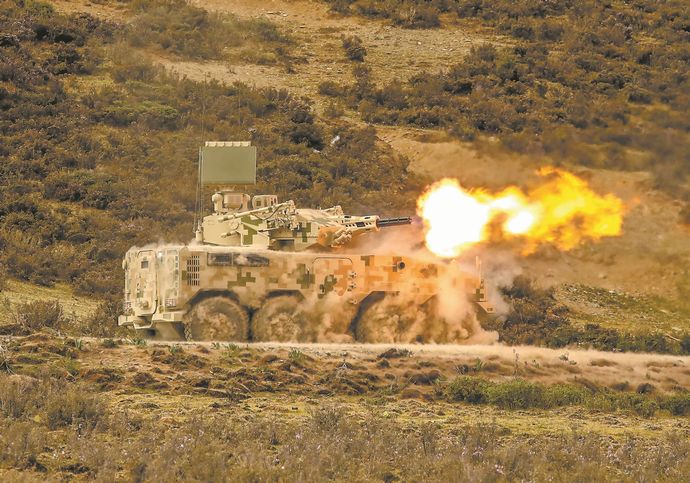 イランの防空システムが徘徊ドローンの攻撃を受ける…イラン国内でモサド工作員が設置か！