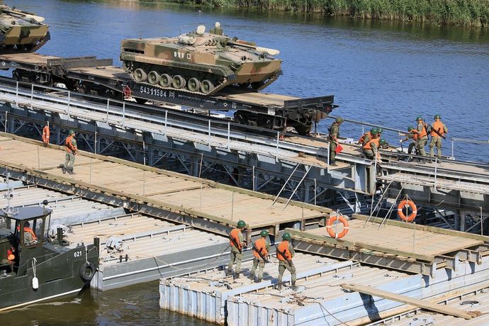 40769068_2184204441822300_7513686212201152512_o