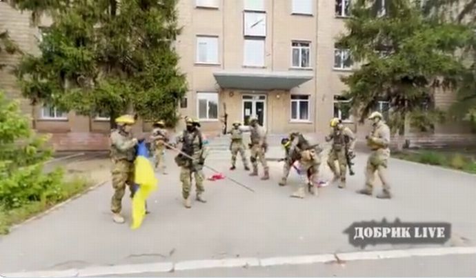 ロシア兵400人ほどがウクライナ軍に包囲されている…ハルキウ州ヴォフチャンスク！