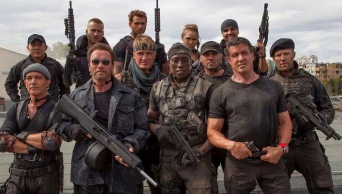 スタローン率いる最強の傭兵軍団が約10年ぶりに再集結…映画「エクスペンダブルズ4」予告編が初公開！