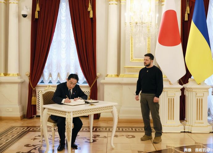 日本外務省、ウクライナに530億円の無償資金協力を実施…岸田首相の意向で！