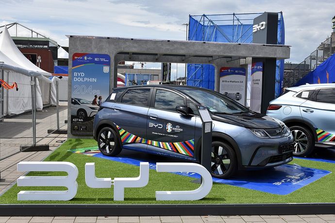 EV世界最大手「BYD」が第二の恒大集団に…中国政府主導の超過剰生産の断末魔！