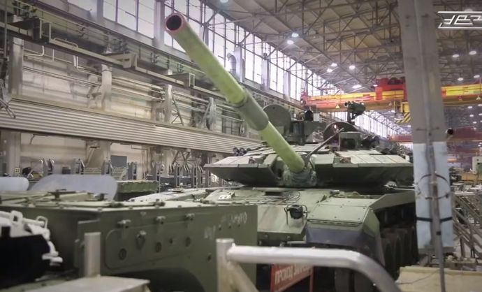ロシア戦車メーカー「ついに戦時生産体制が完成した」改修型T-90MおよびT-72B3Mの大量生産が開始！