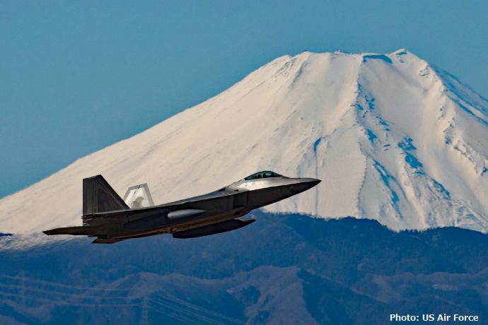 2022年は、米国が誇る第5世代ジェット戦闘機「F-22 ラプター」が同盟国に空中優位性を提供して25周年です！