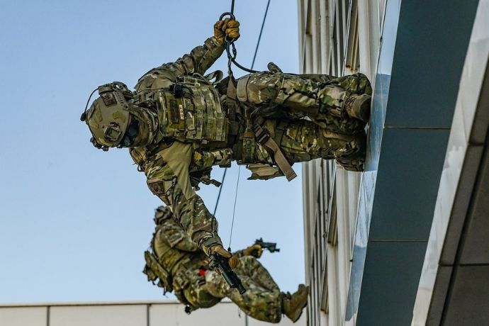 韓国軍特殊作戦旅団が空軍基地及び航空機への対テロ対処訓練を実施！