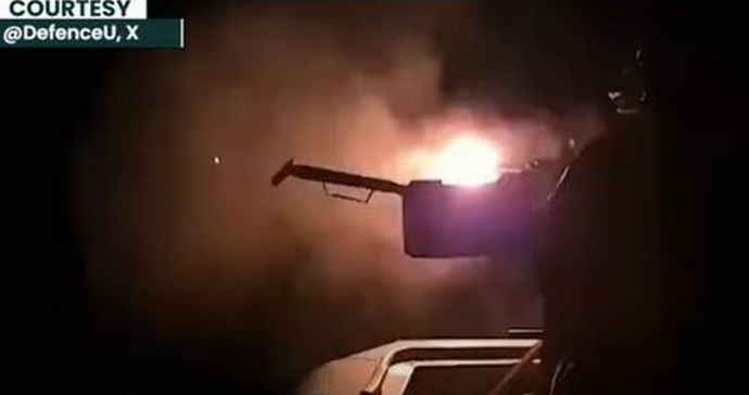 ウクライナ軍がミサイル基地にもなる黒海の石油施設を奪還か…当局が作戦映像を公開！